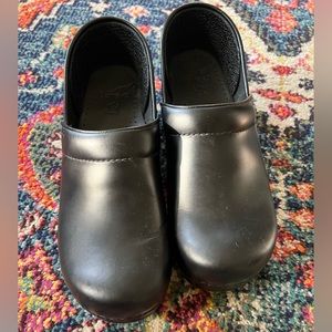 Dansko clogs size 41/10